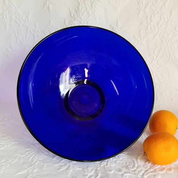 Large Cobalt Blue Glass Bowl Serving or Display Vintage - Picture 5 of 5